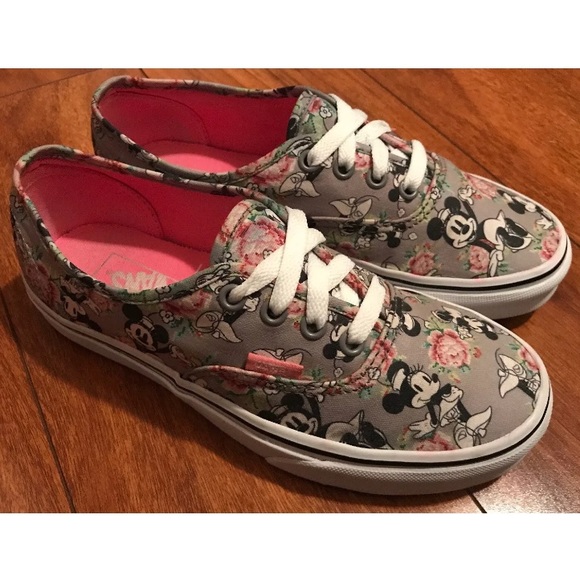 Vans Shoes - Disney Minnie Vans Digi roses Womens 6.5